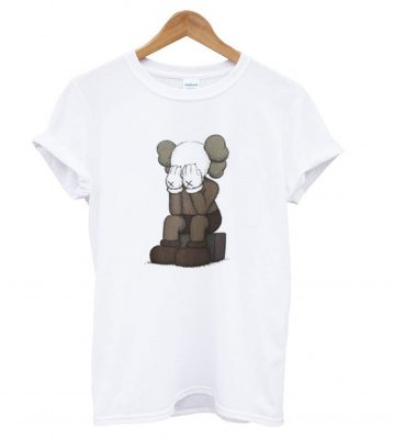 kaws t shirt uniqlo